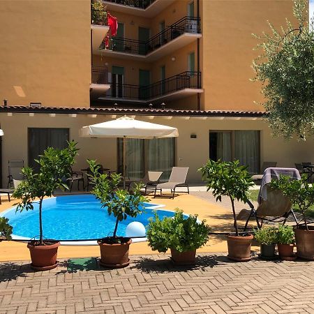 B&B Villa Dall'Agnola Garda  Exterior foto